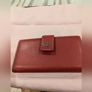 Red leather Giani Bernini wallet